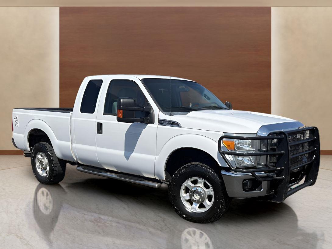 2015 Ford F-250 XLT photo 3