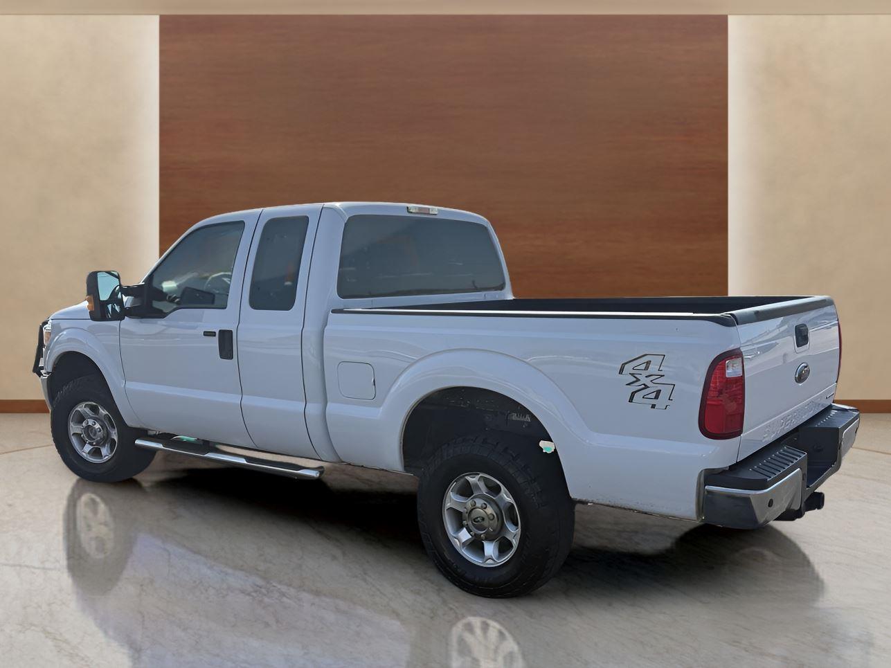 2015 Ford F-250 XLT photo 5