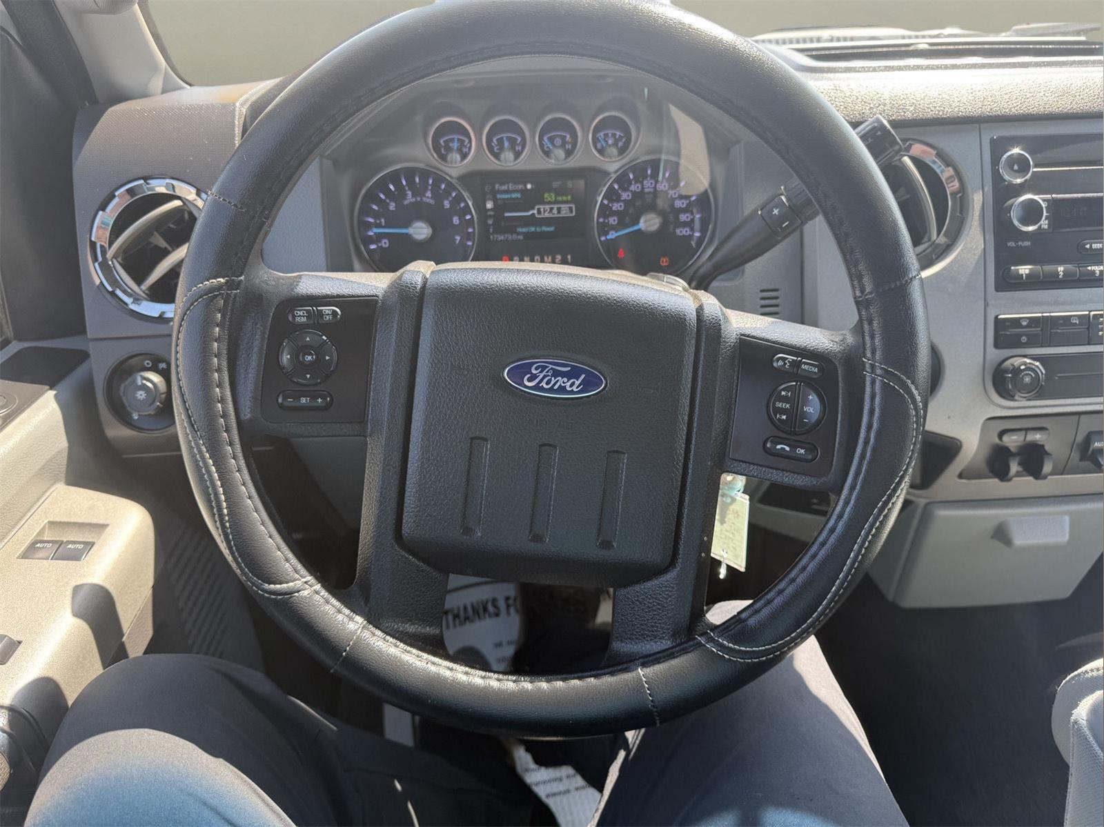 2015 Ford F-250 XLT photo 7
