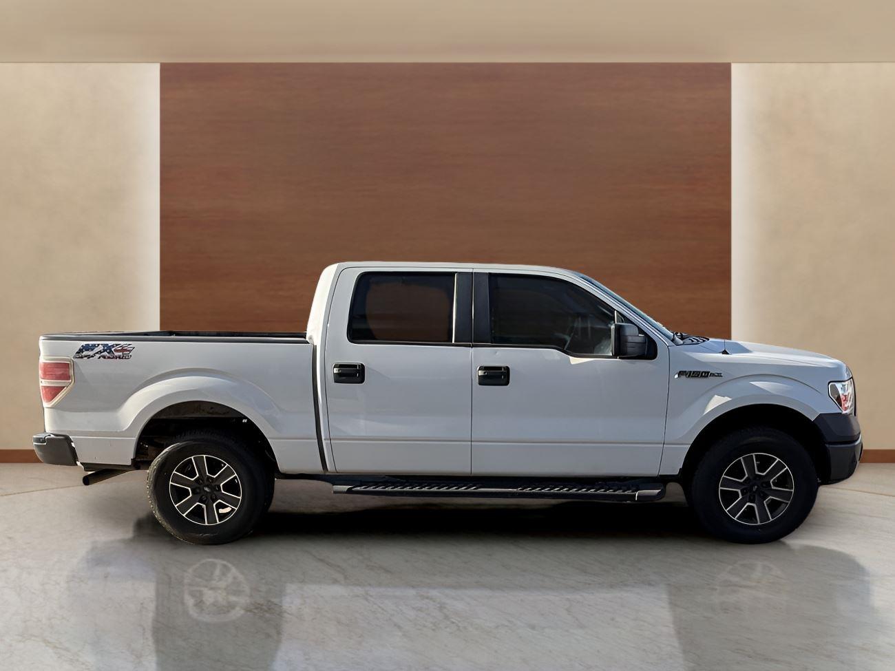2013 Ford F-150 XL photo 2
