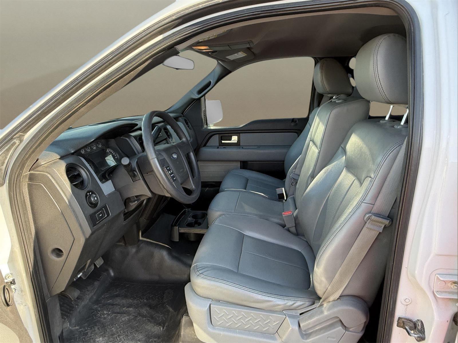 2013 Ford F-150 XL photo 9