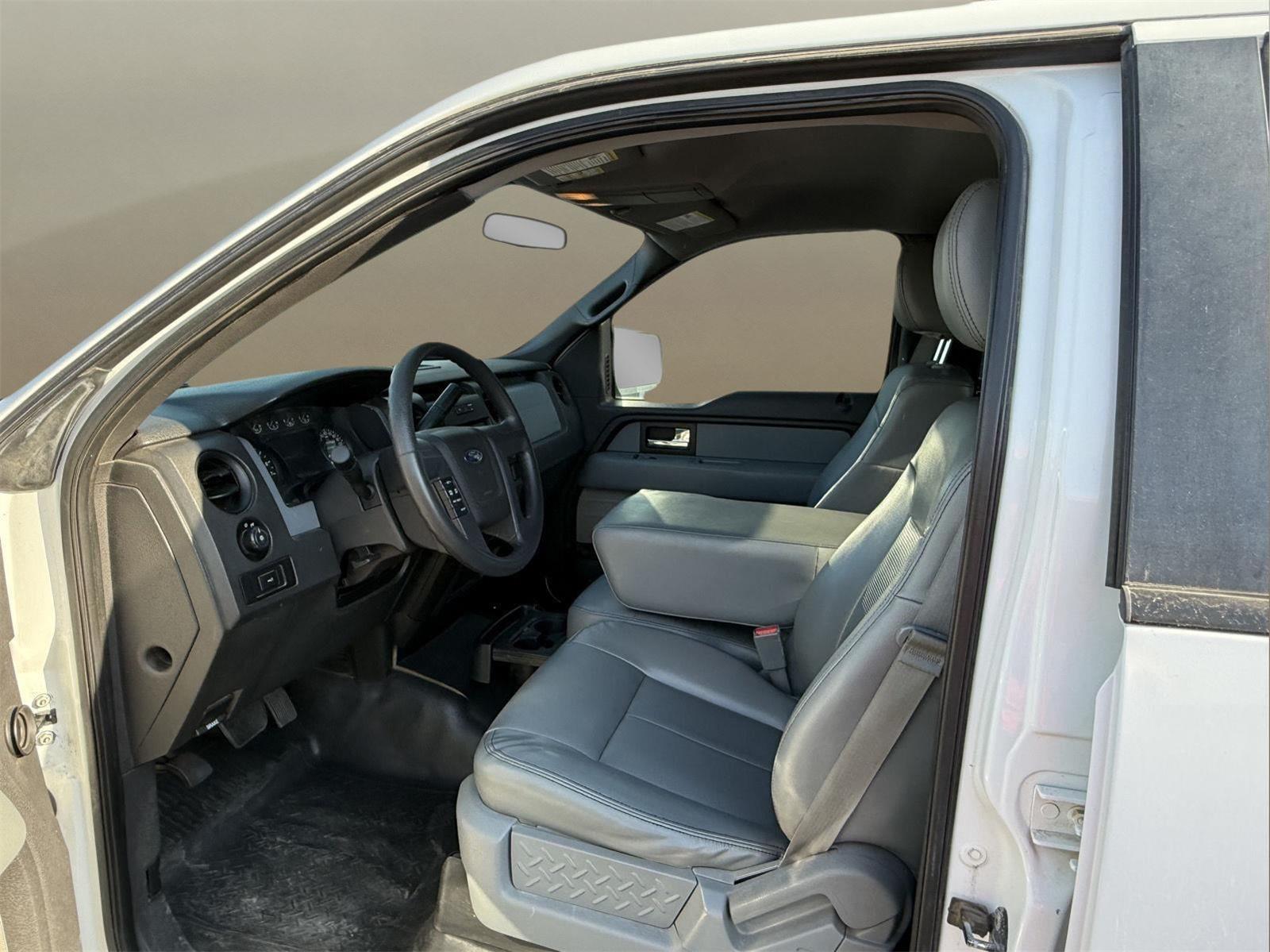 2013 Ford F-150 XL photo 10
