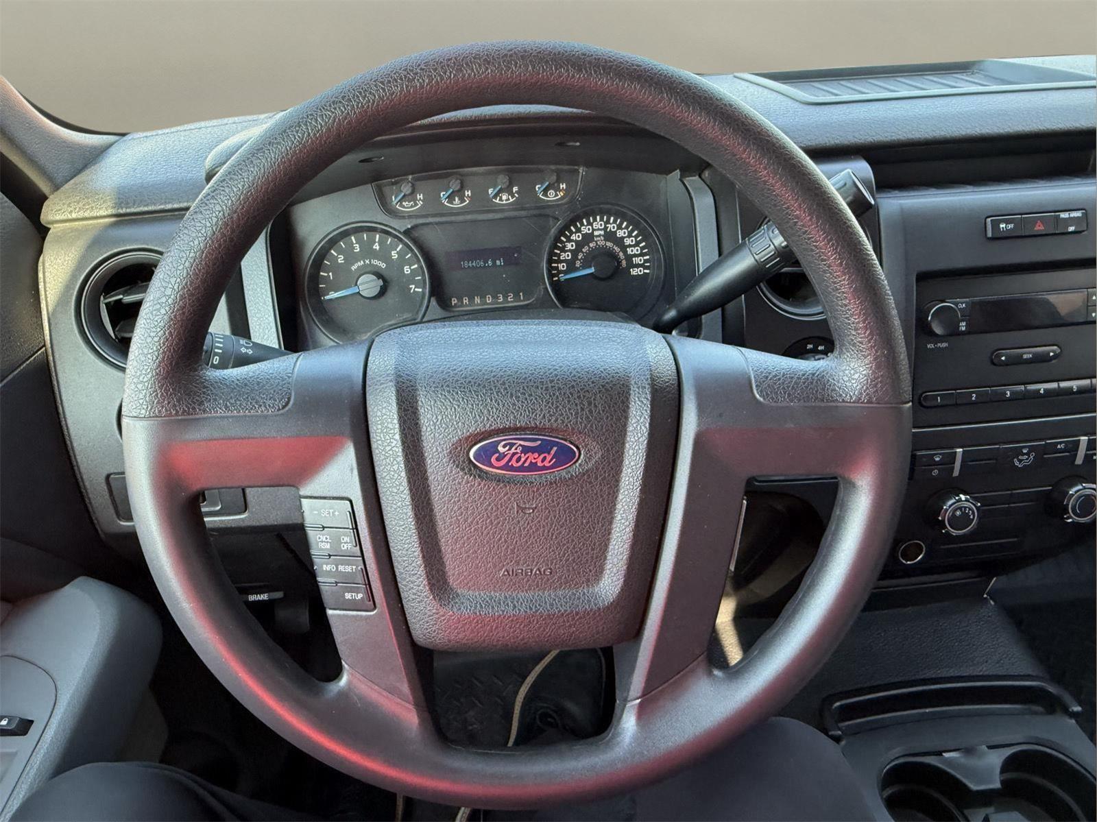 2013 Ford F-150 XL photo 13
