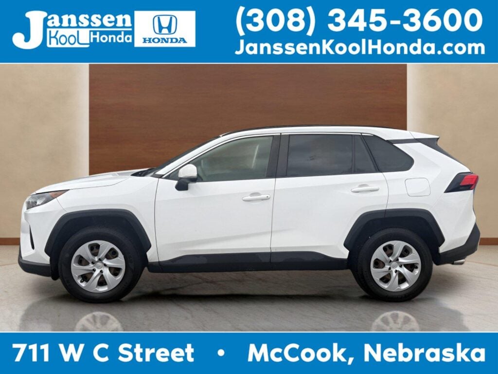 2019 Toyota RAV4 LE