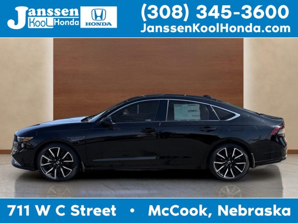 2026 Honda Accord Hybrid Touring's photo